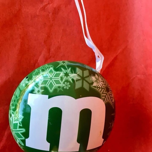 M&M Mars Green Metal Christmas Tree Ornament - Picture 2 of 6